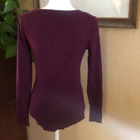 White House|Black Market Plum-Colored Top - Picture 5 of 12